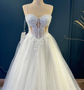 Brautkleid Villa