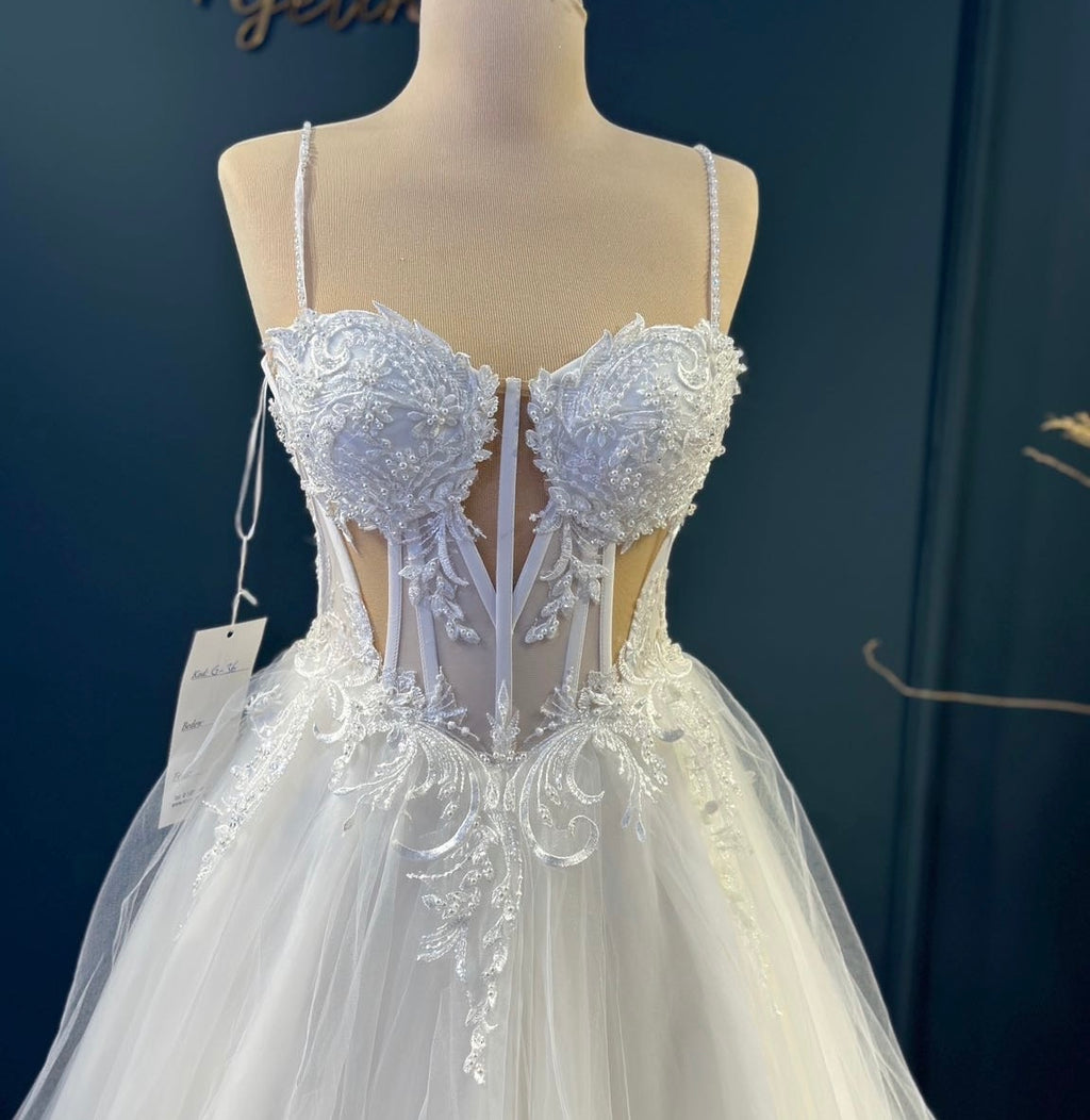 Brautkleid Villa