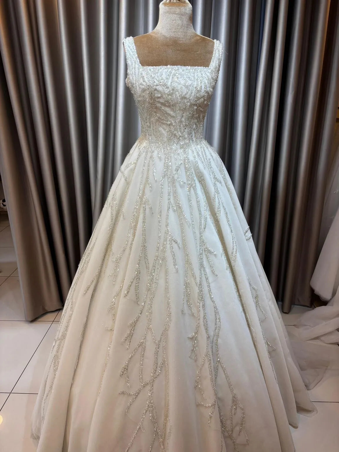 Brautkleid July