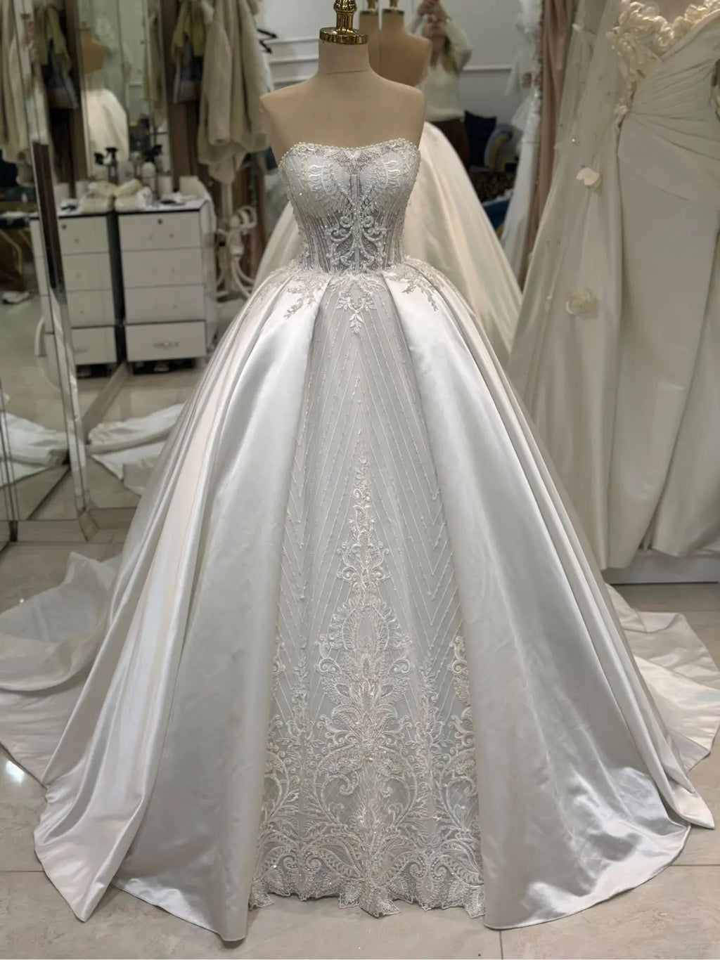 Brautkleid Afrodit