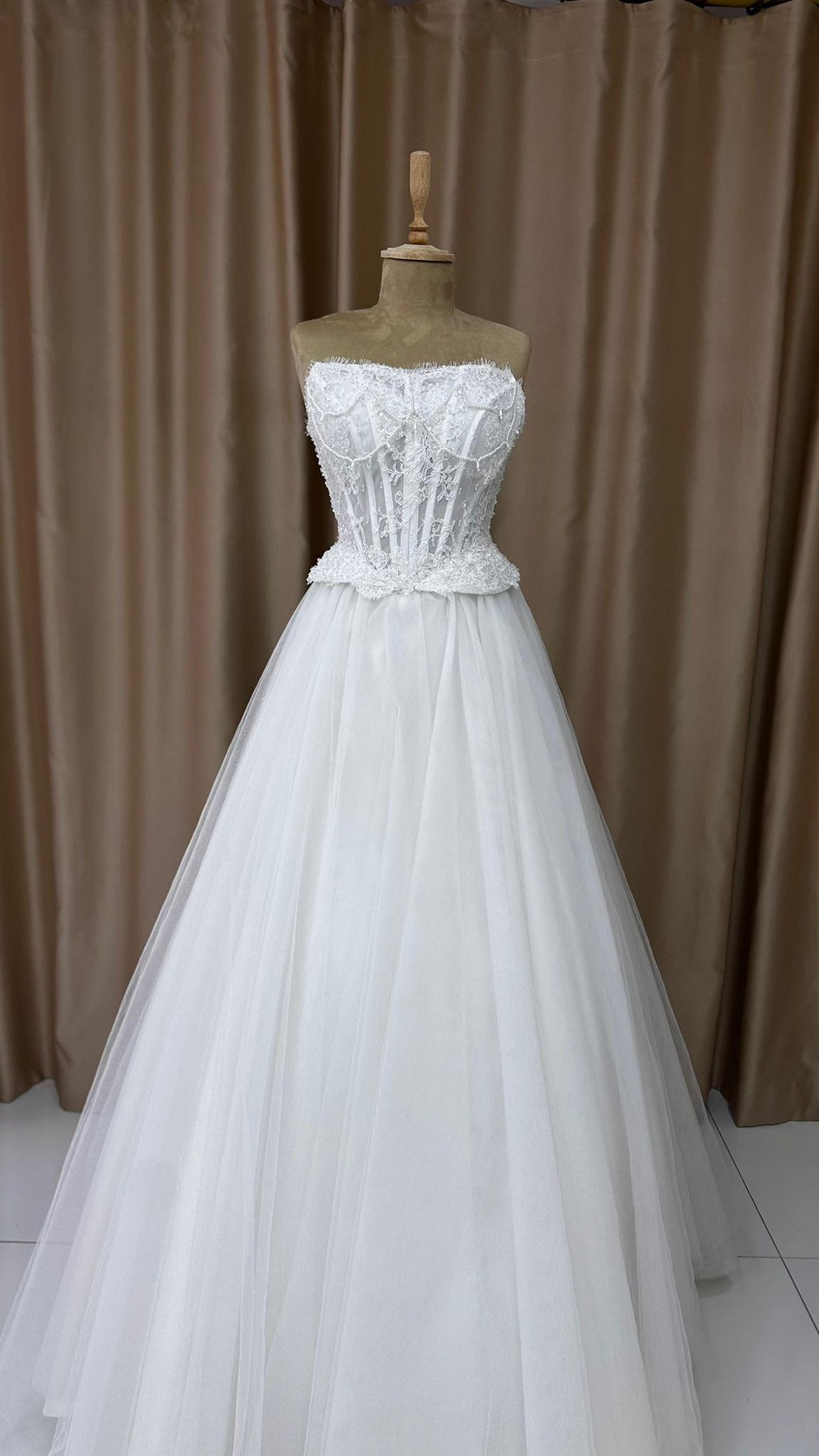 Brautkleid Lilie