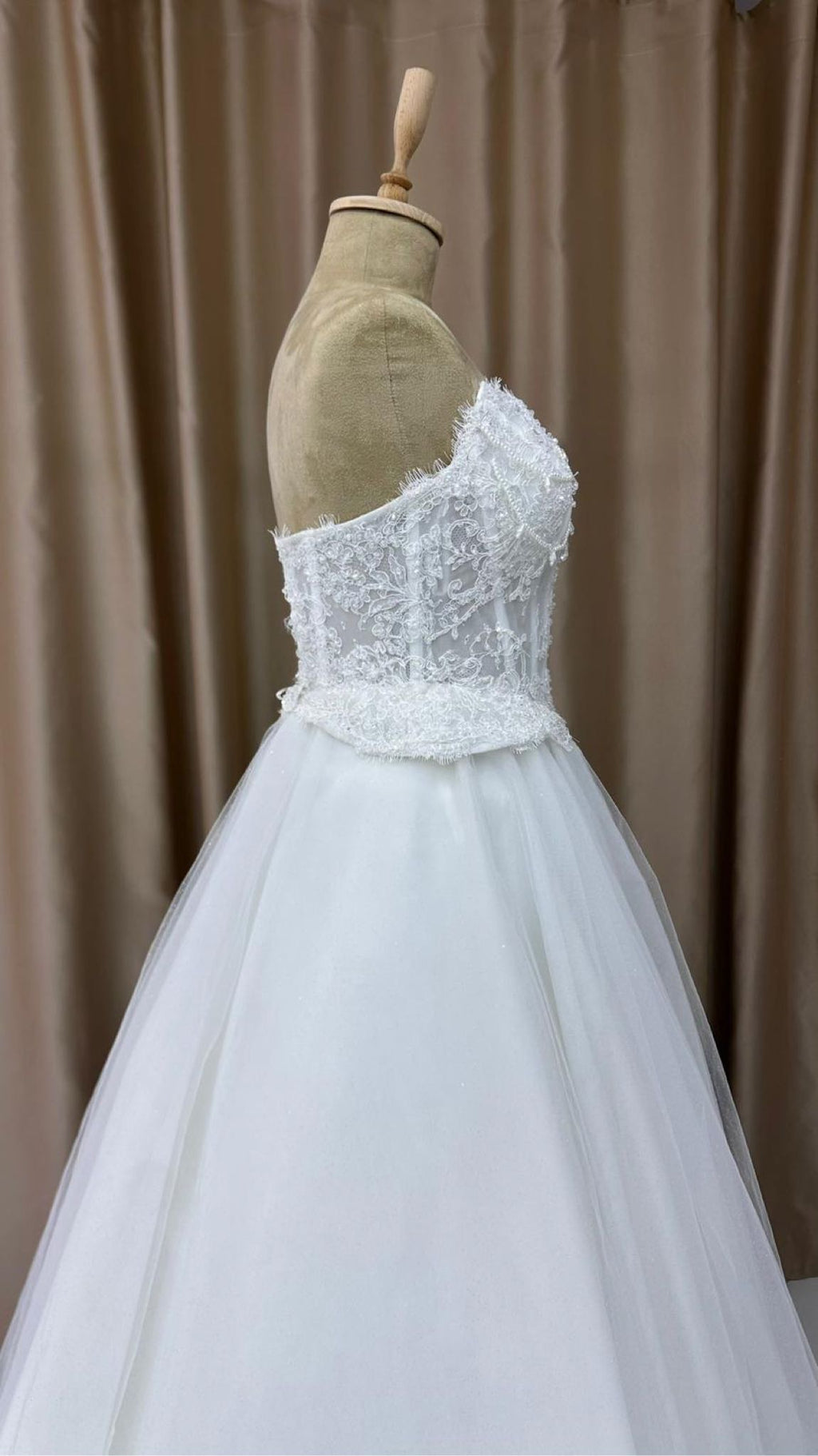 Brautkleid Lilie