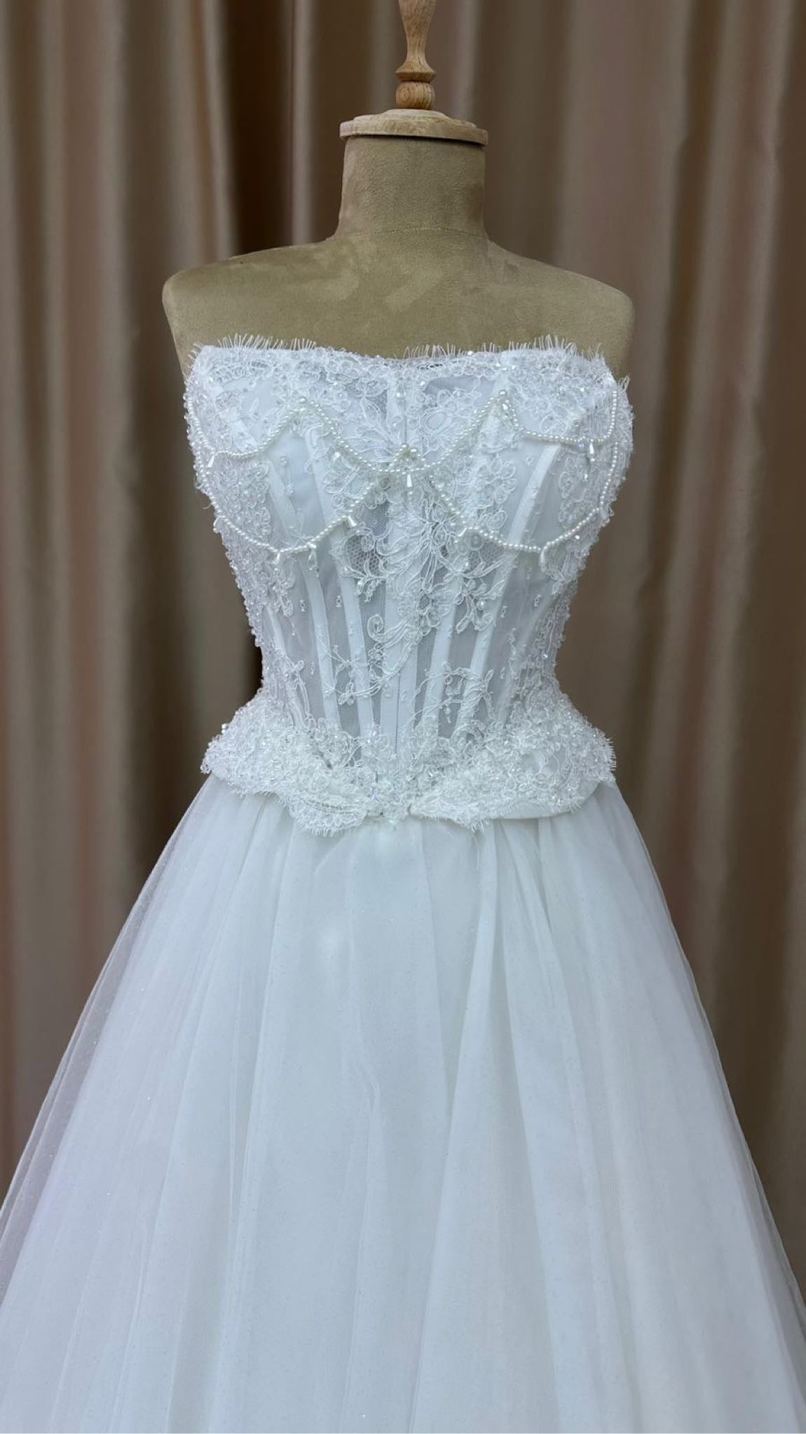 Brautkleid Lilie