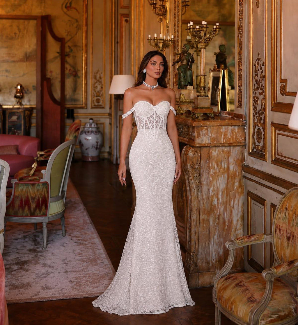 Fit-and-Flare Spitzen-Brautkleid