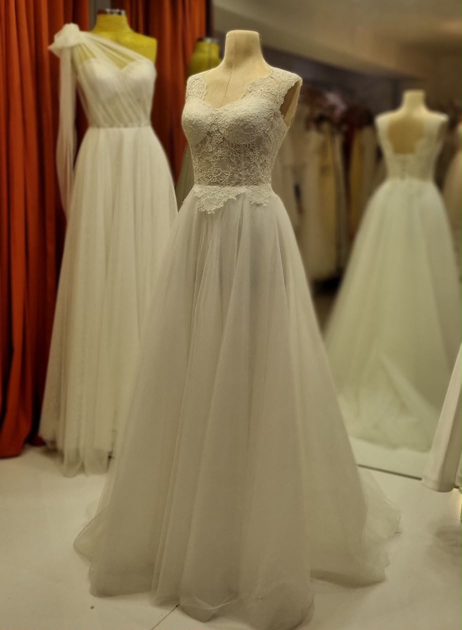 Elegance Lace A-Linien Brautkleid
