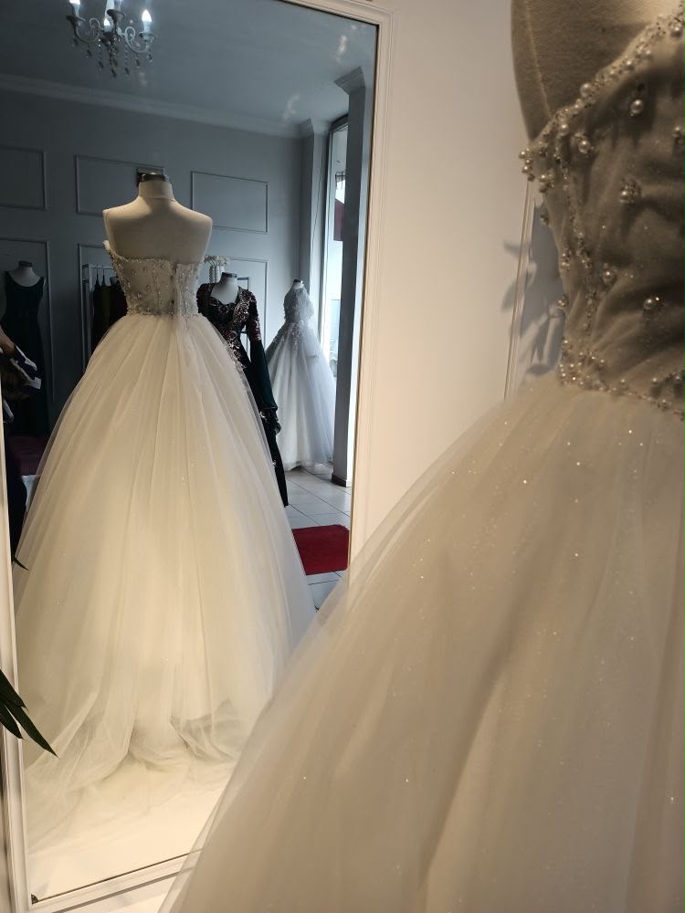 Funkelndes Brautkleid