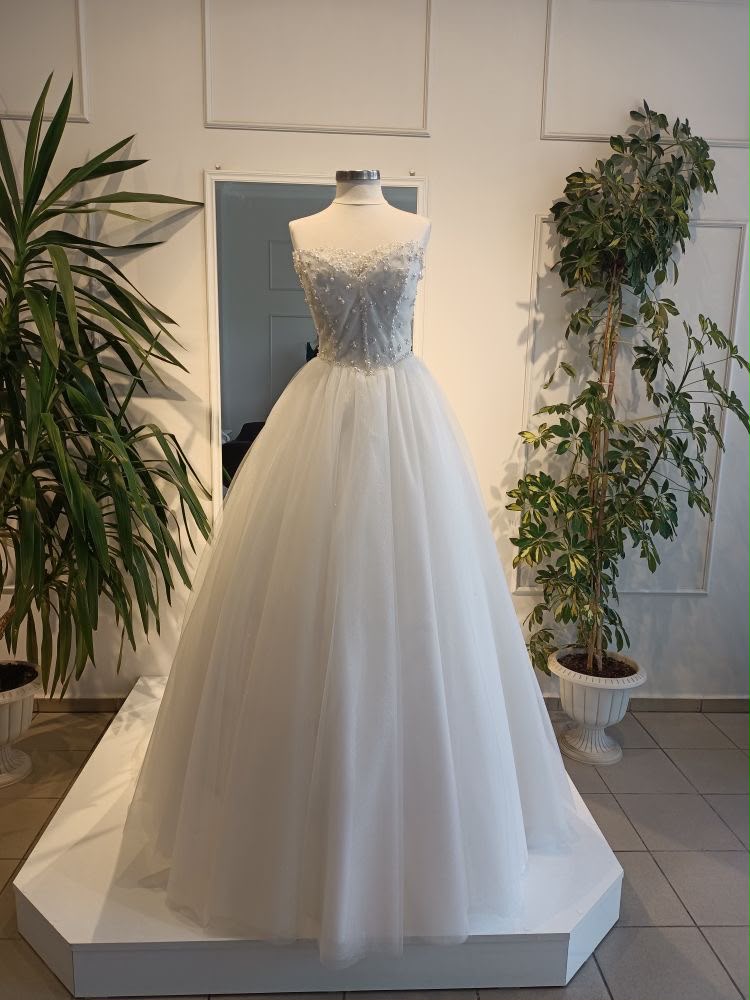 Funkelndes Brautkleid